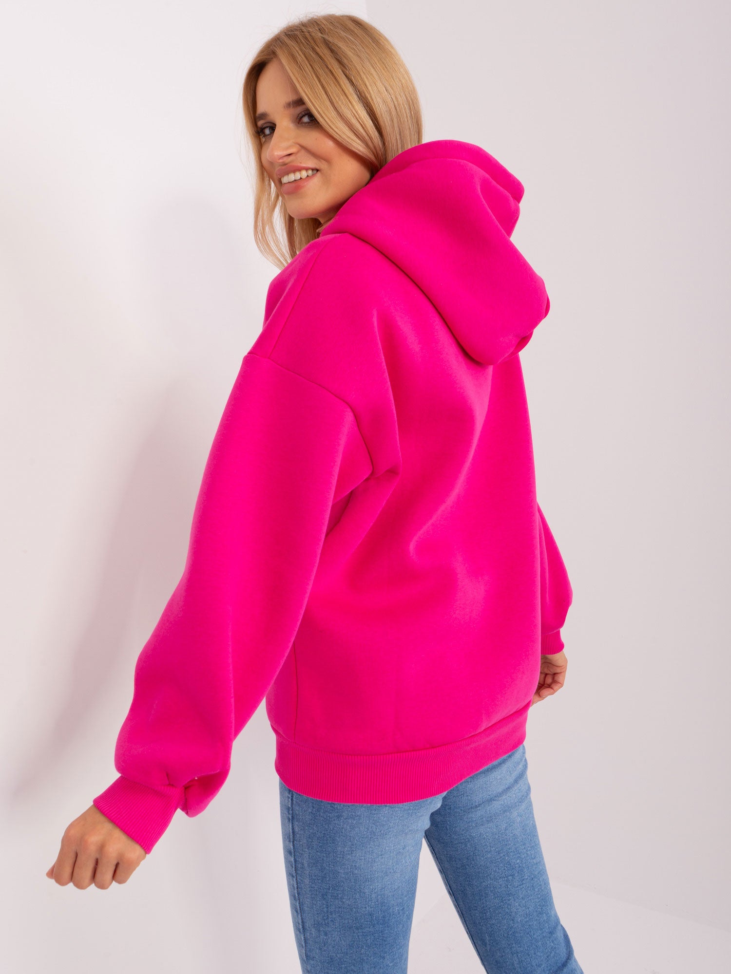 2016103450015-1-Wow Donna-1