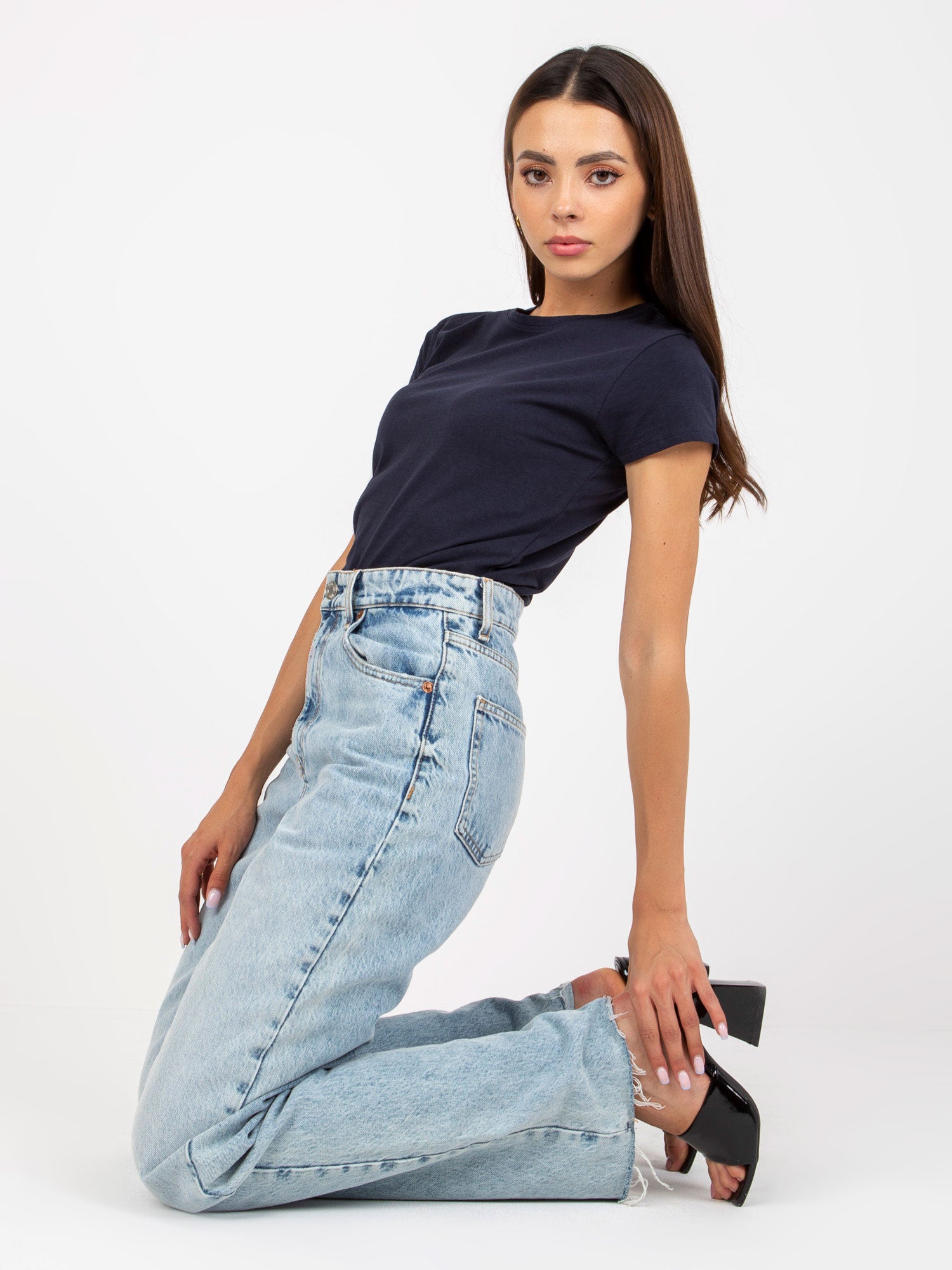 2016103258130-3-BASIC FEEL GOOD-3