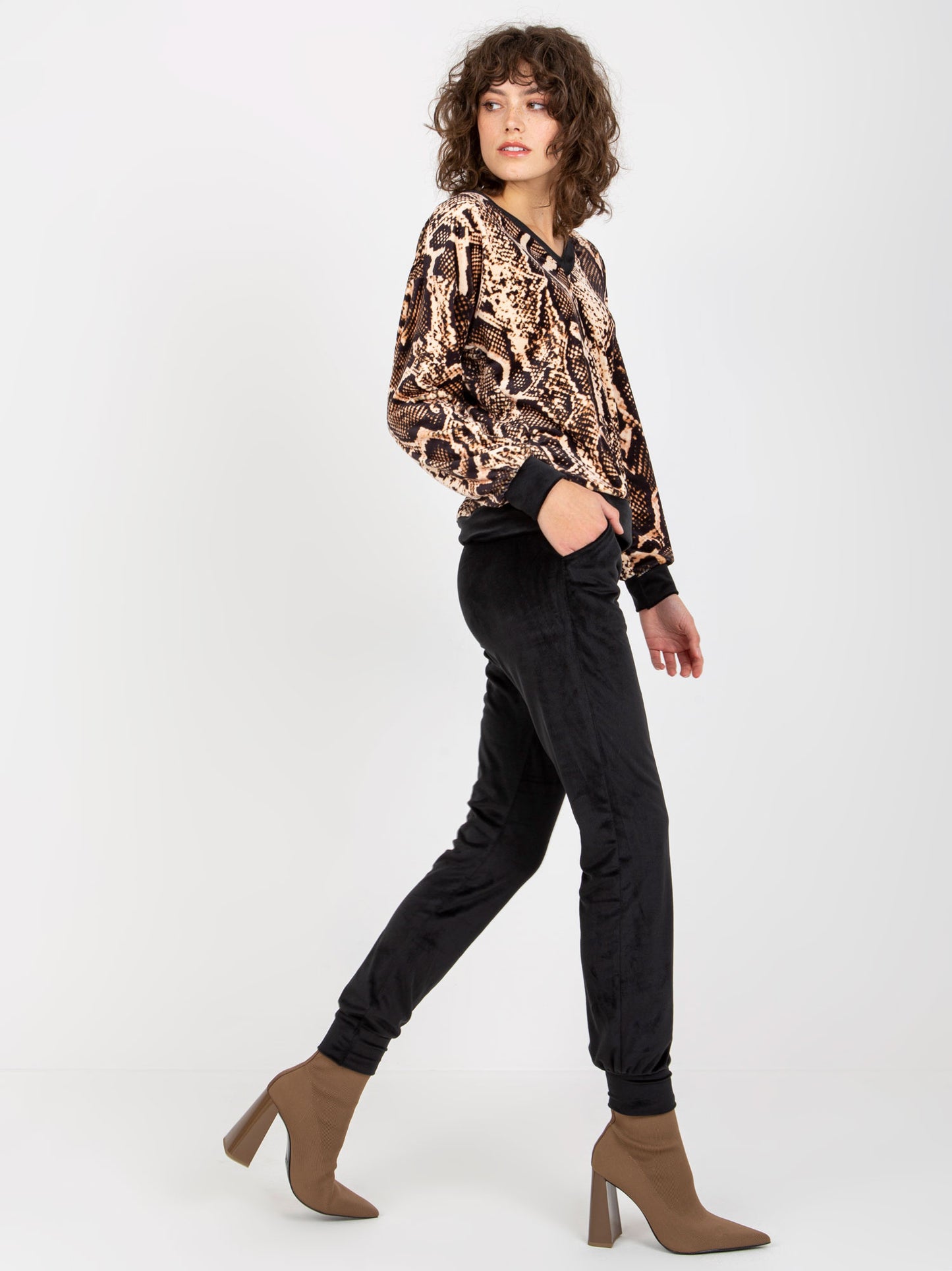 2016103315444-2-RUE PARIS-2