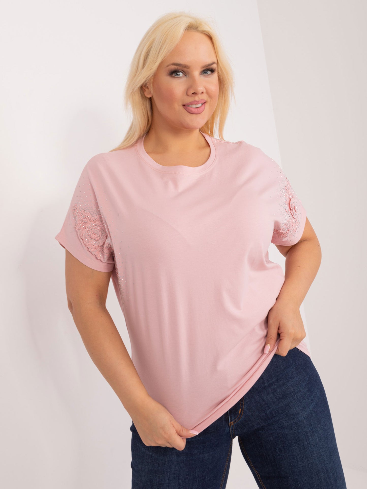 2016103506163-1-Ambitionfly-1