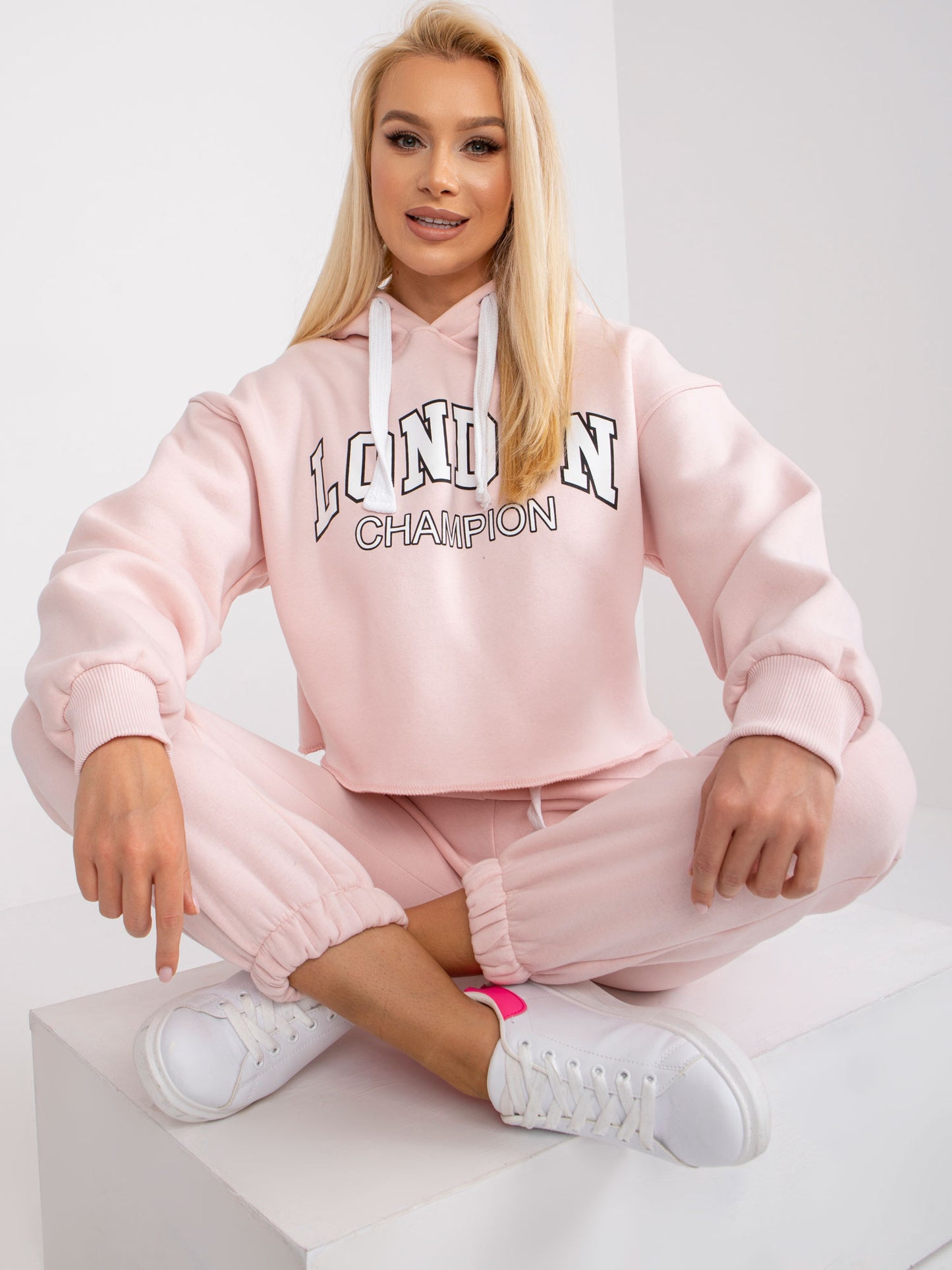 2016103167043-7-ex moda-7