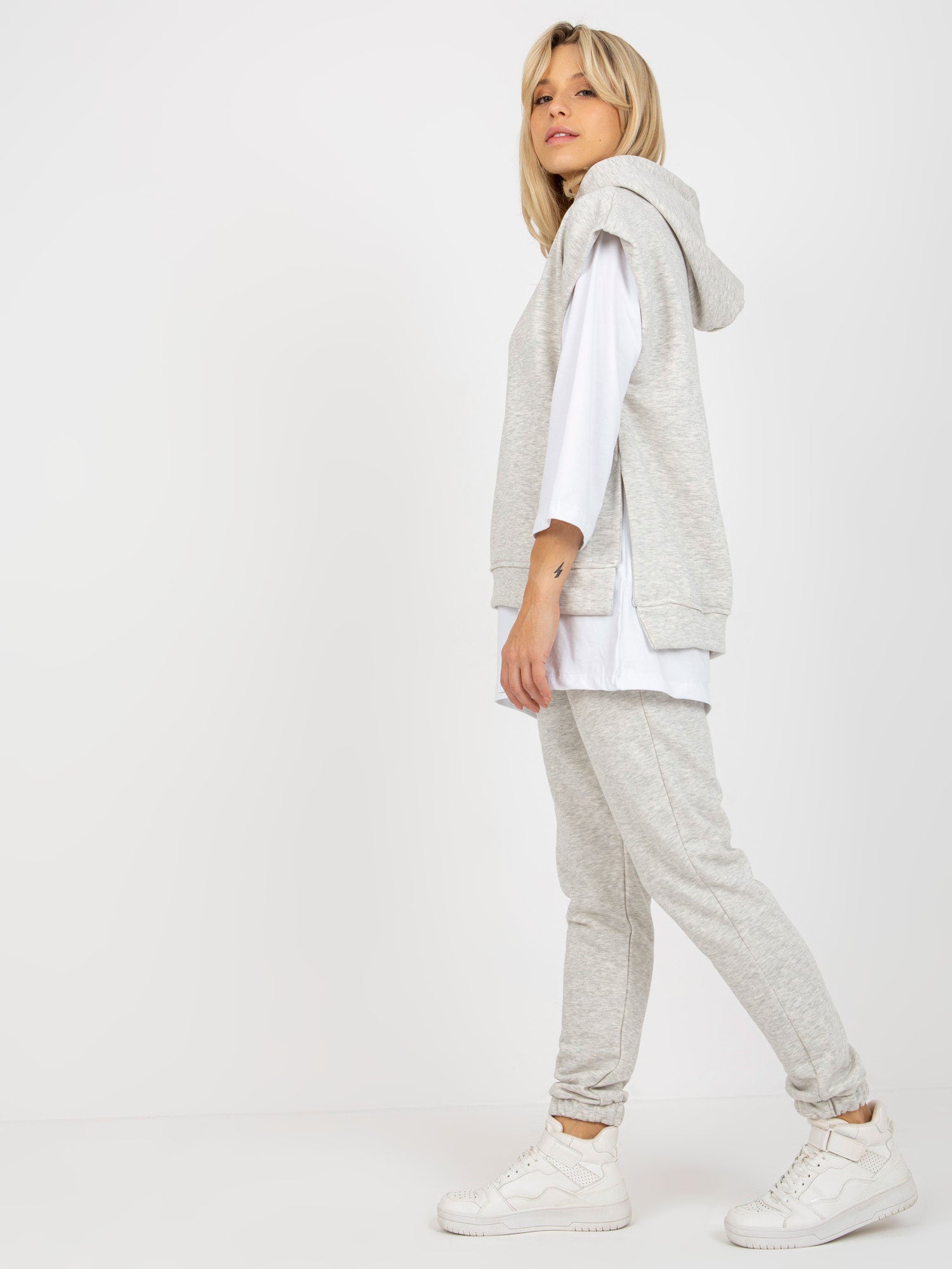 2016103319145-6-ex moda-6