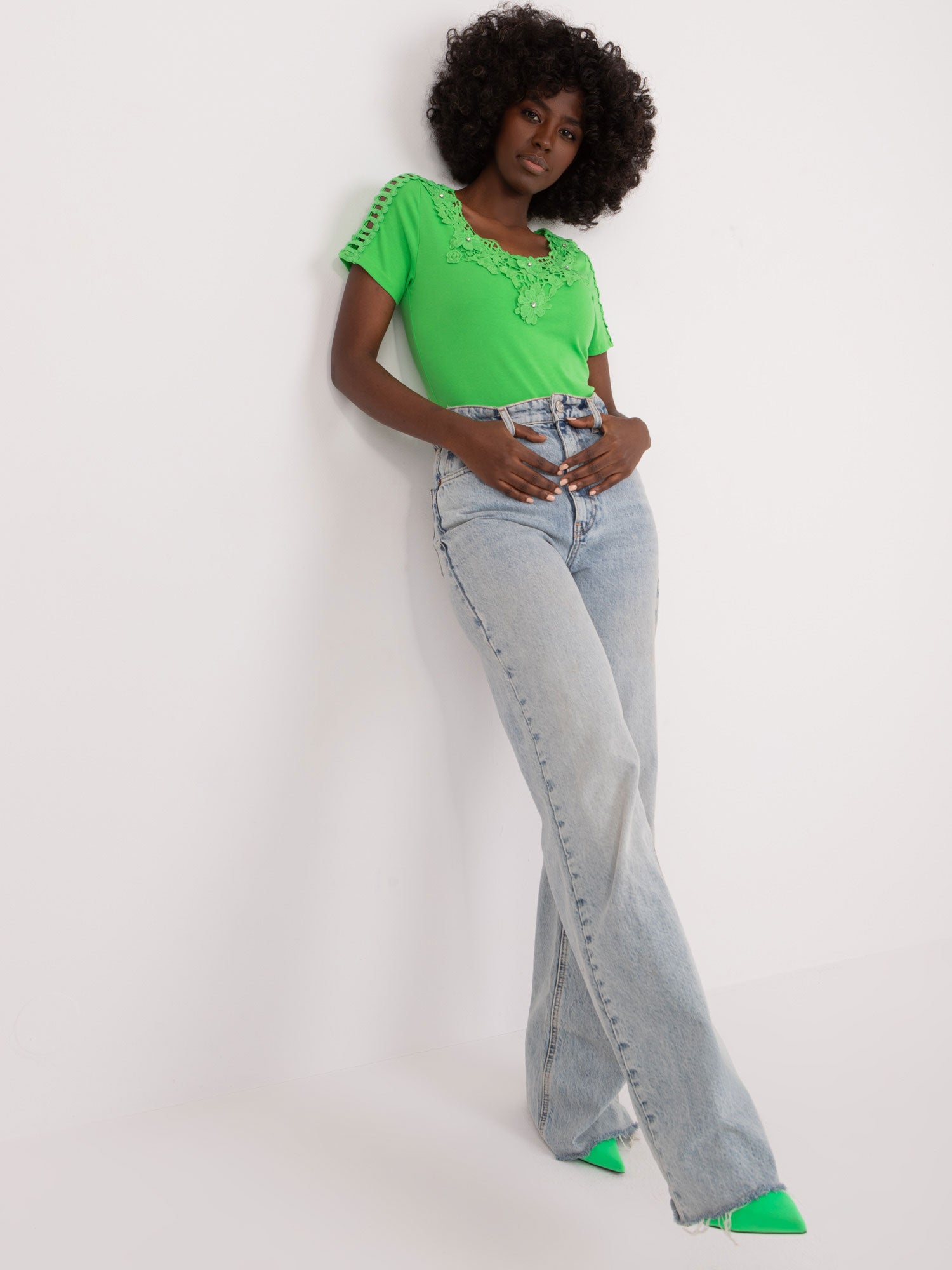 2016103506446-1-Ambitionfly-1