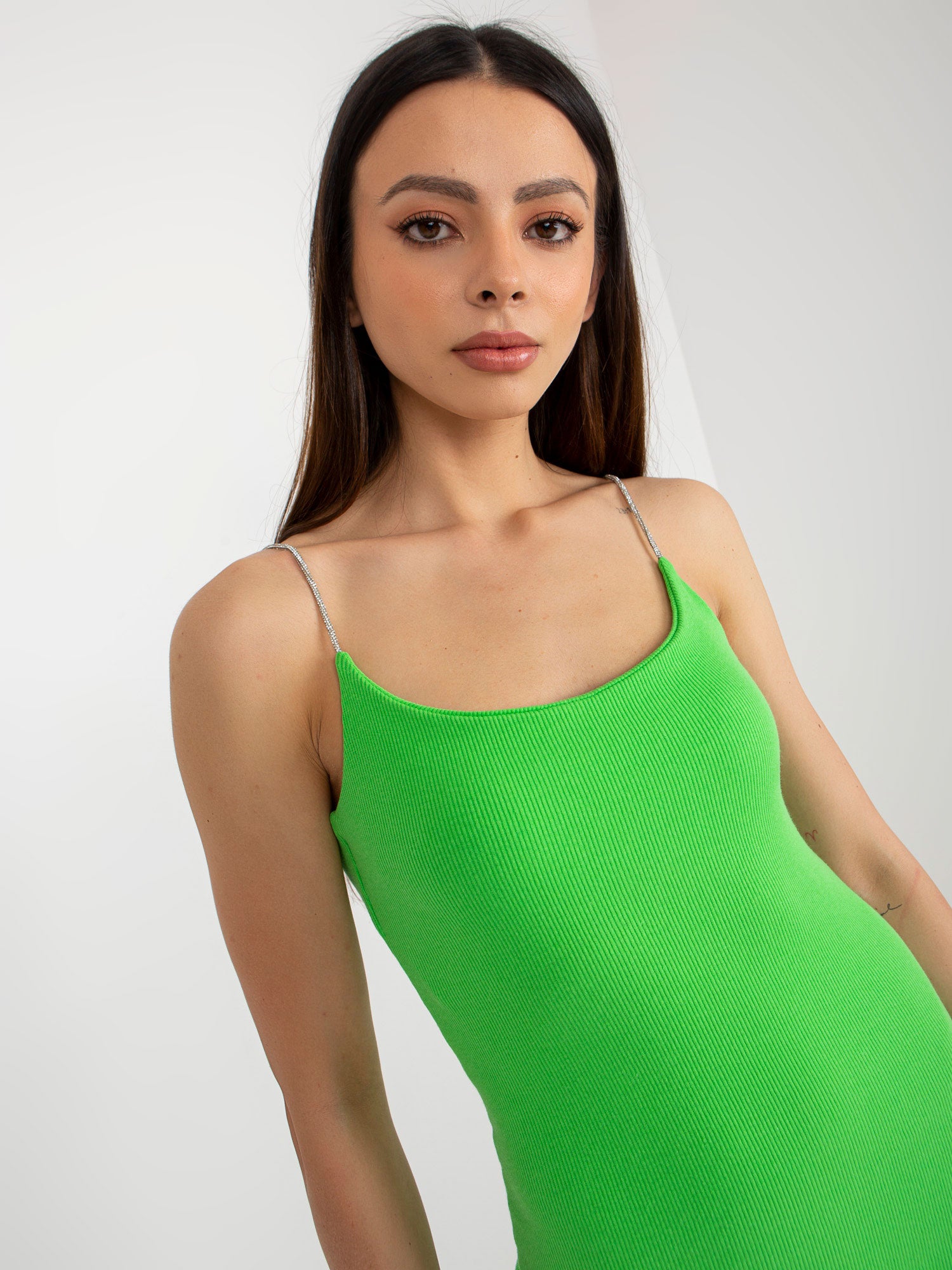 2016103404322-5-RELEVANCE-5