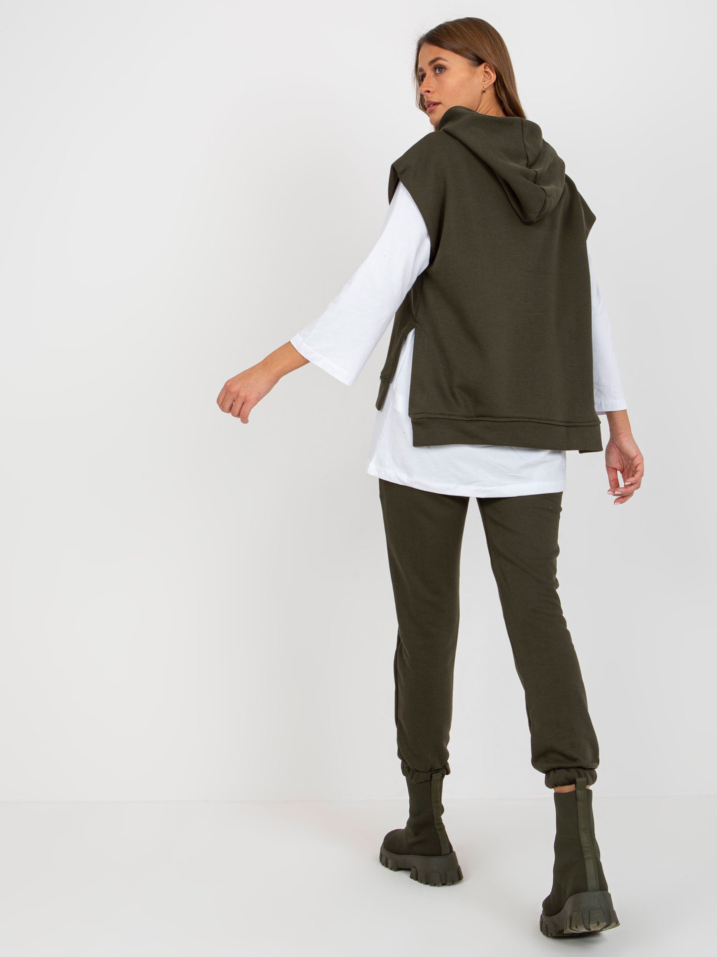 2016103318063-1-ex moda-1