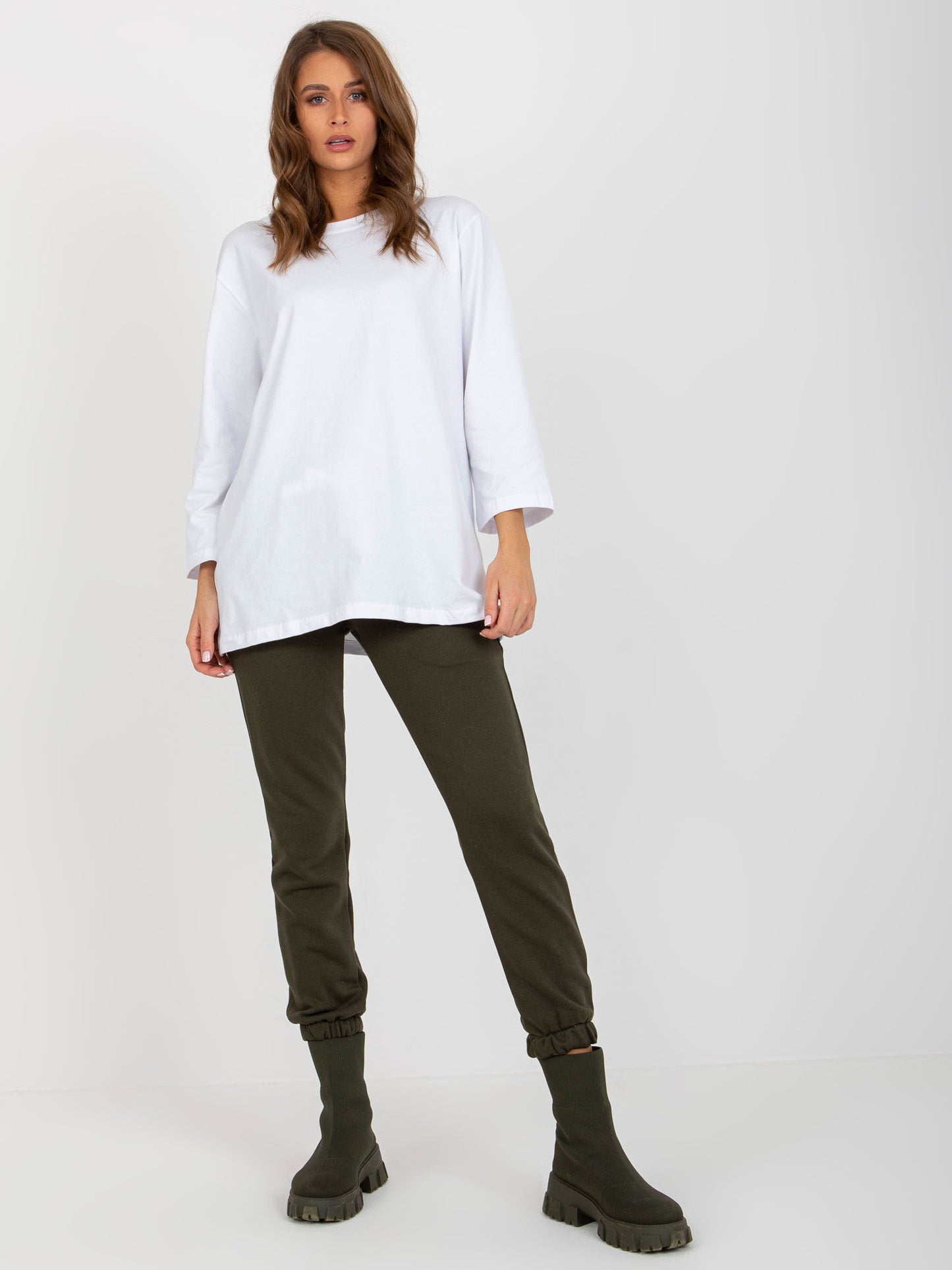 2016103318063-2-ex moda-2