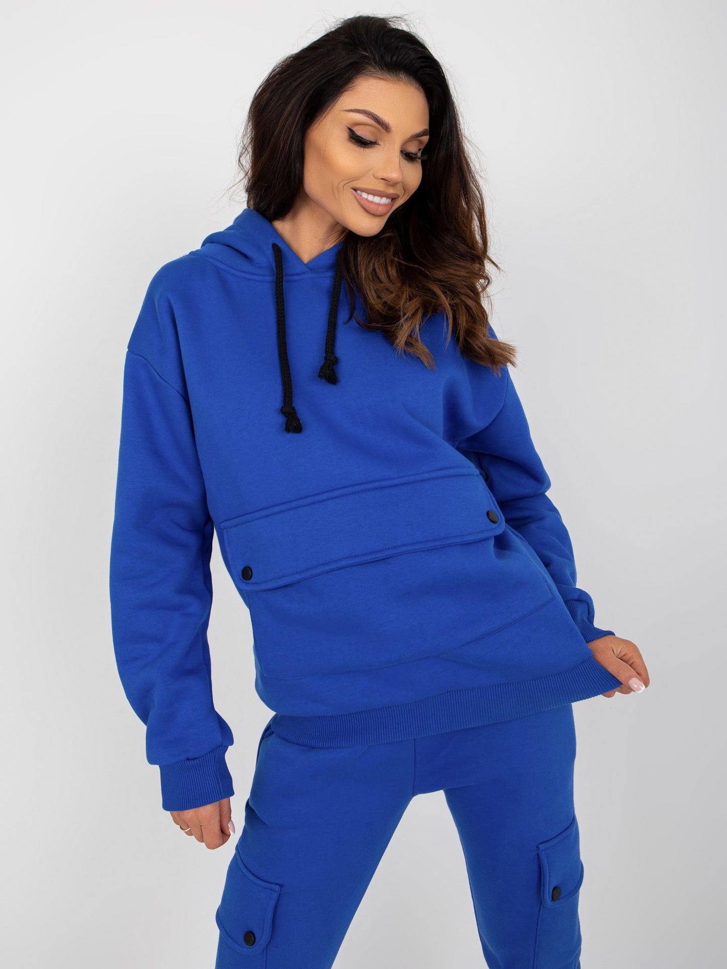 2016103383535-2-Your Red Lips-2