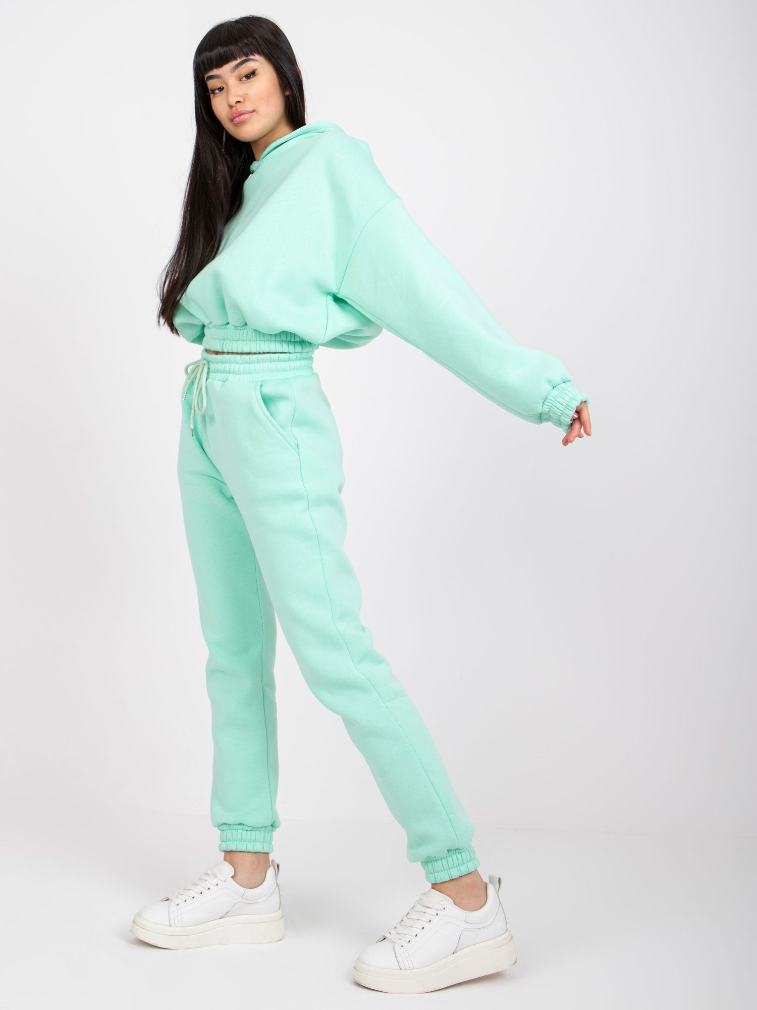 2016103137329-2-ex moda-2