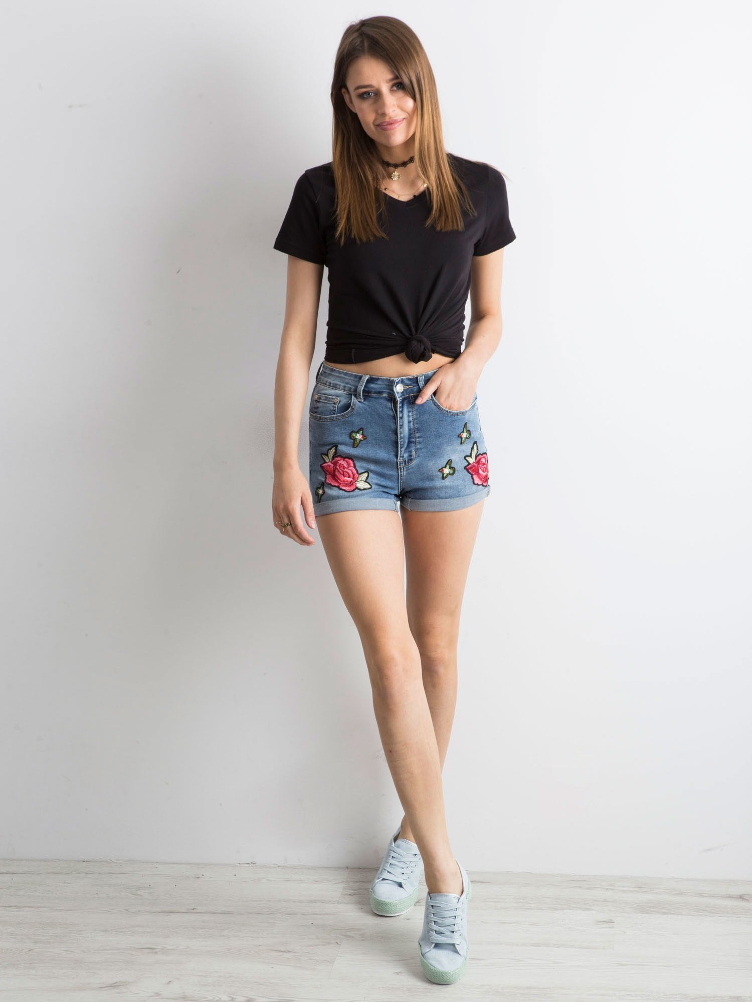 2016101211434-5-Redseventy-5