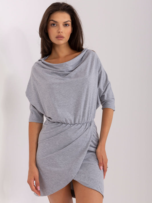 2016103433360-1-Lily Rose-1