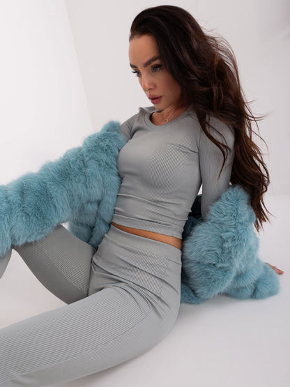 2016103461332-3-Your Red Lips-3