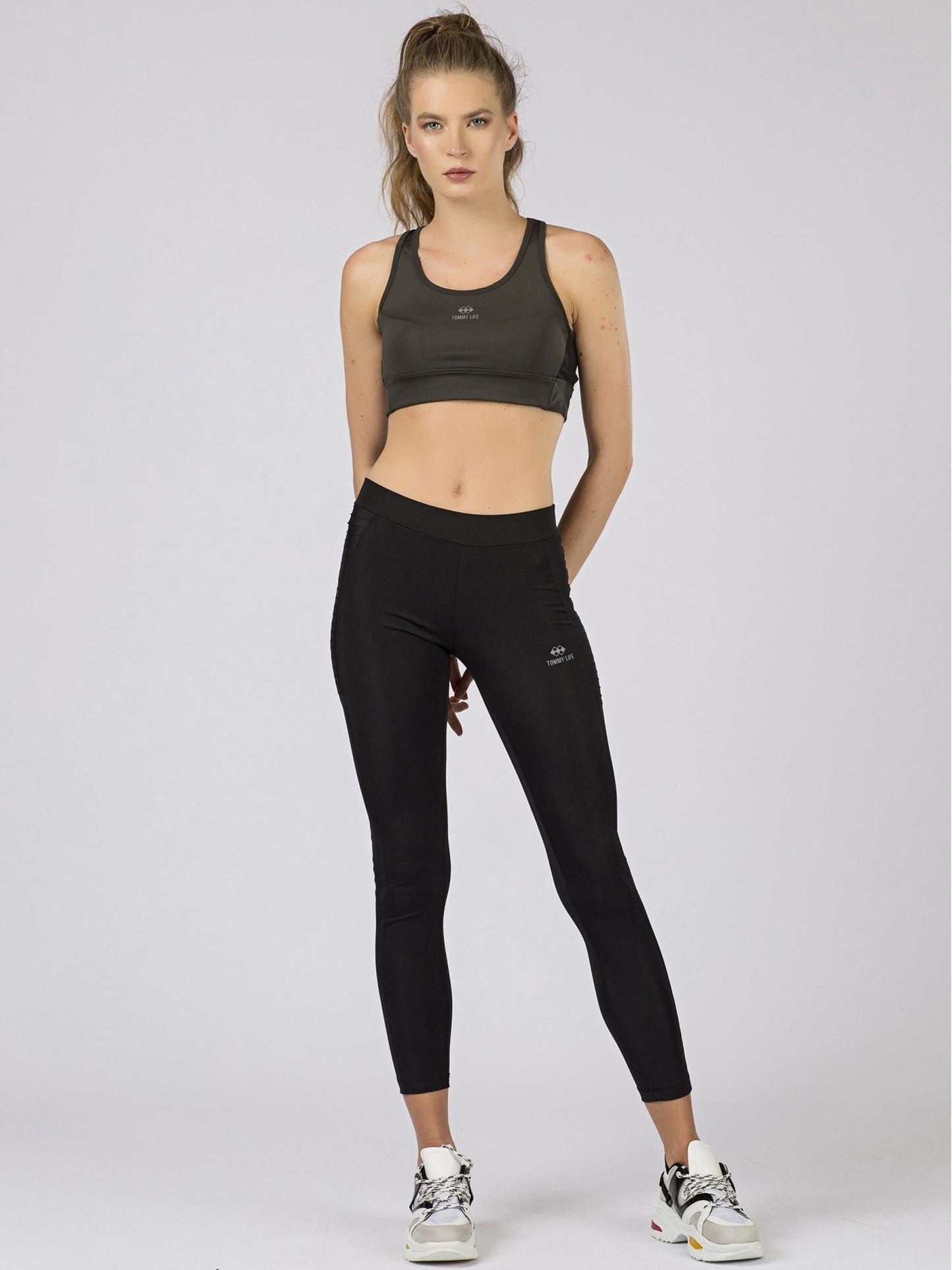 2016102272076-4-TOMMY LIFE-4