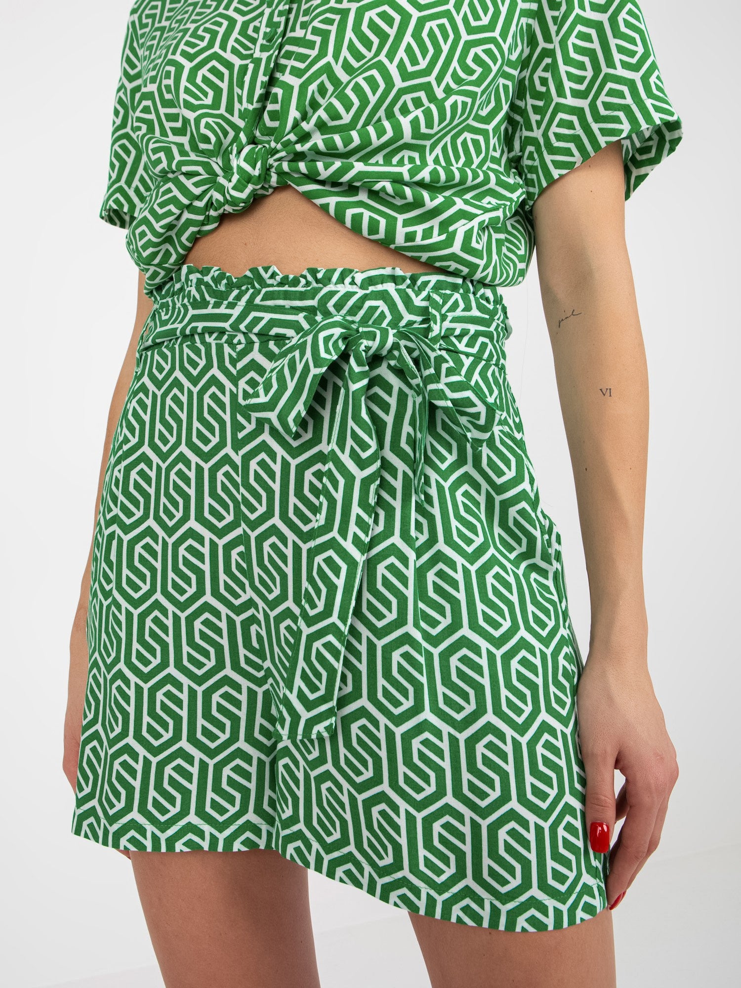 4063813484630-6-Fresh Made-6