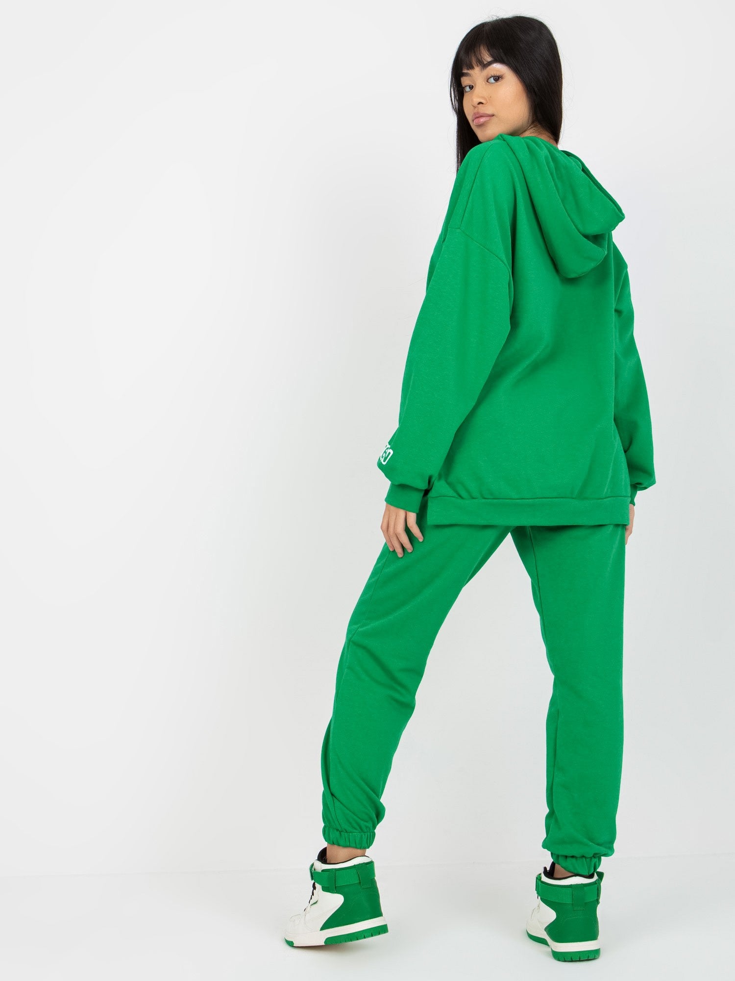 2016103311682-2-ex moda-2