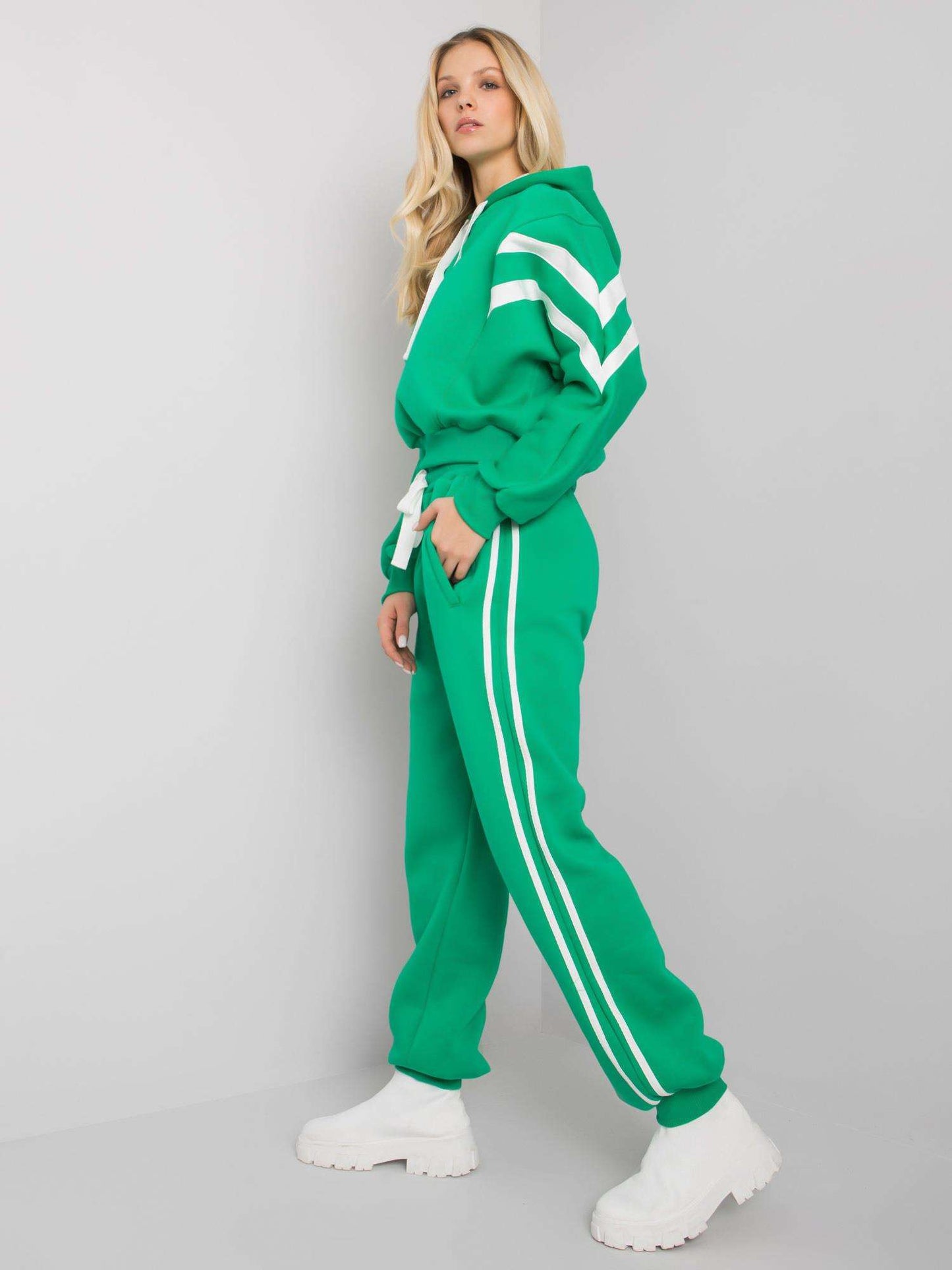 2016103115266-2-ex moda-2