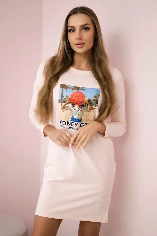 Šaty s potiskem Honey girl Carina – Pudrově růžová