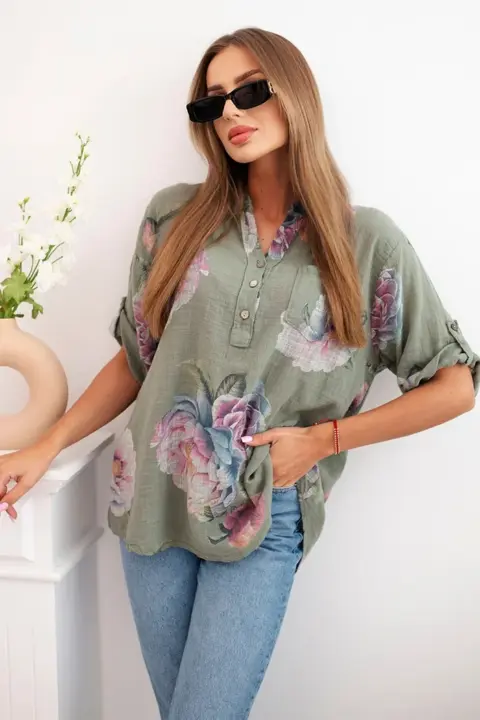 Halenka Mari – Khaki