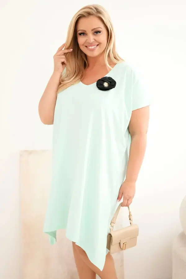 Plus size šaty s broží Oksana – Mátový