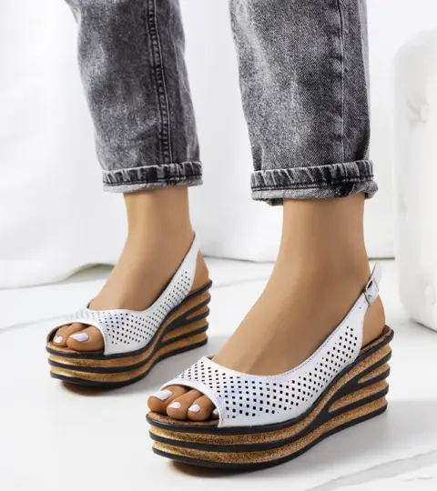 Stříbrné espadrilky s podpatky Griner