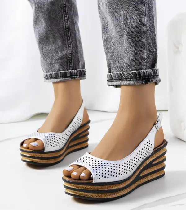 Stříbrné espadrilky s podpatky Griner