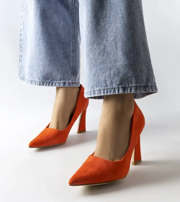 Oranžové lodičky Linda na jehlovém podpatku