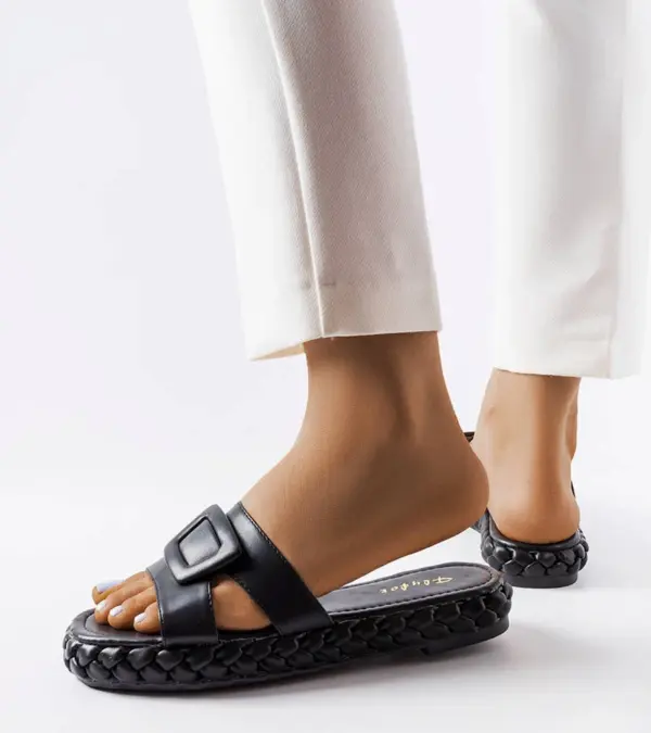 Černé žabky na platformě Francesco