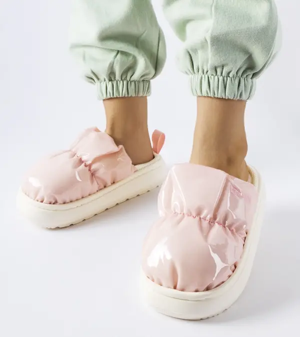 Růžové vyhřívané pantofle Big Star MM274129