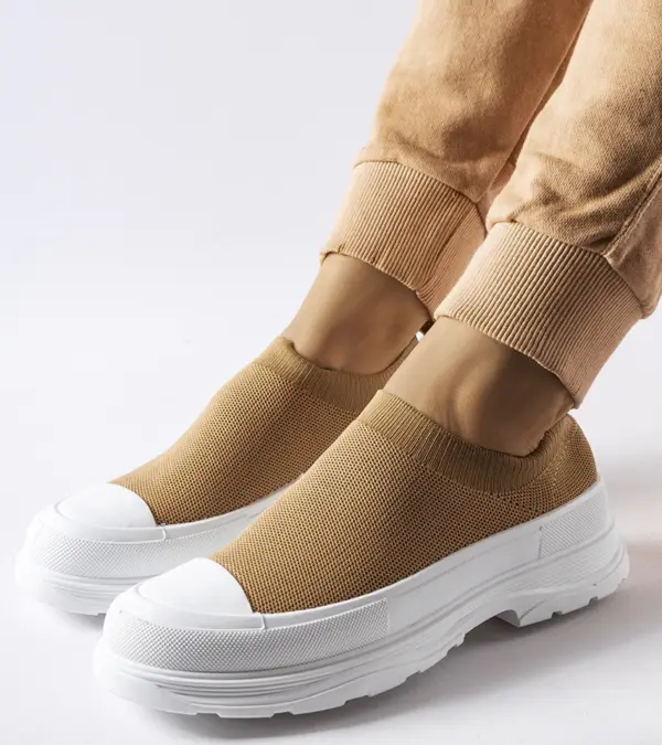 Hnědé slip-on tenisky na platformě Baratili