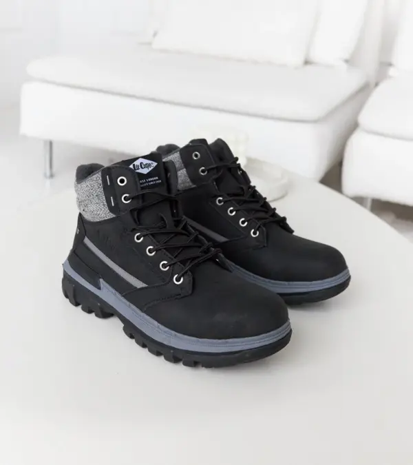Černé vysoké boty Lee Cooper LCJ-22-01-1374L