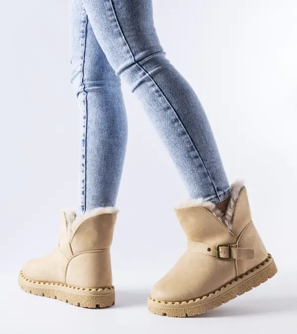 Beige zateplené sněhule s výřezem Monal