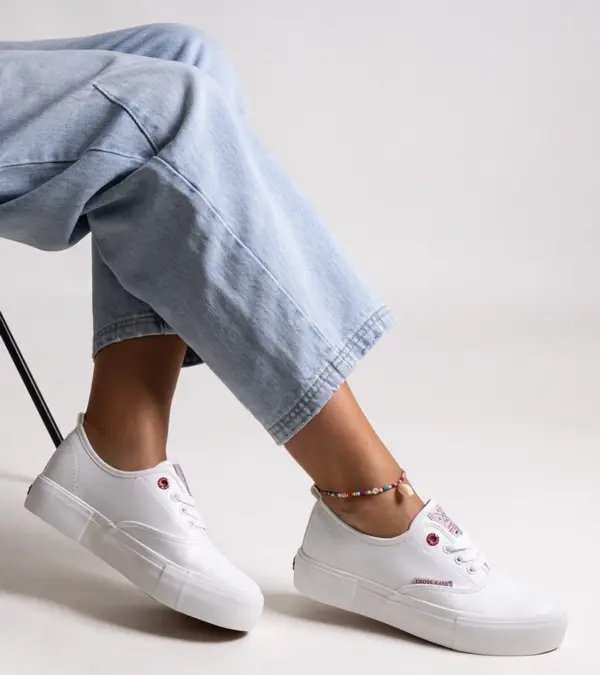 Bílé dámské tenisky na tlusté podrážce CROSS JEANS
