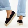 Černé espadrilky na vysoké platformě Masia