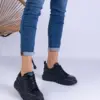 Černé dámské tenisky na vysoké platformě Nerada