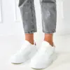 Bílé tenisky na platformě s červenou vsadkou Britney