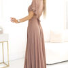 JENNIFER lesklé dlouhé šaty s rukávy a výstřihem – mocha mousse se třpytkami