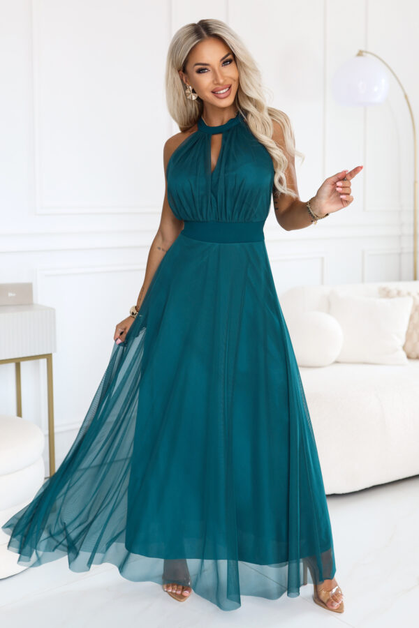 Elegantní večerní maxi šaty halter s tylem a zavazováním v pase – zelené