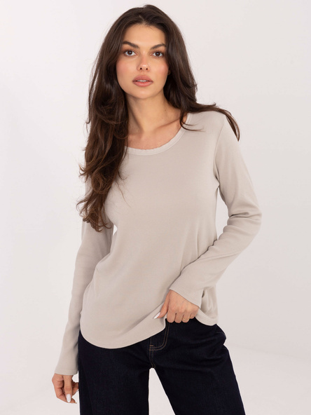 Béžový basic top ESSENIA