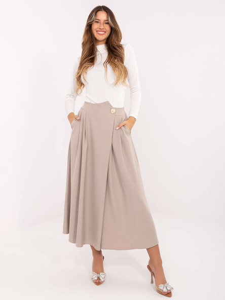 Béžová elegantní midi sukně s kapsami a knoflíky – QELALIA