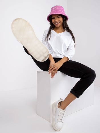 Bílý basic top OLIVIARA