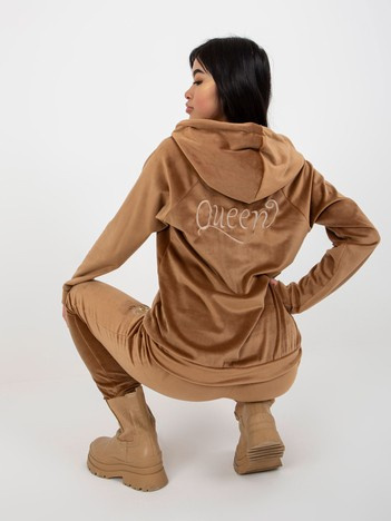 Camel velurový komplet s kardiganem – CLARIMOND