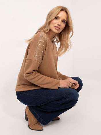 Velbloudí oversize svetr NADDA s cvočky