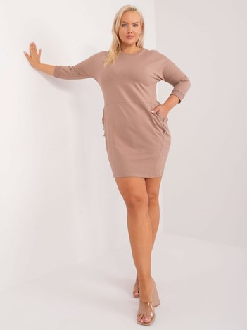 Tmavě béžové plus size šaty ORIANA
