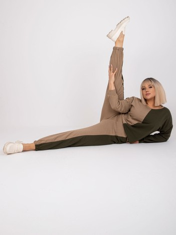 Tmavě béžovo-khaki plus size komplet Amishi bez kapuce – ADORA