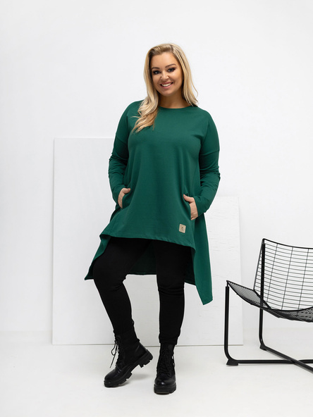 Tmavě zelená plus size tunika HELIARA s nášivkami a kapsami