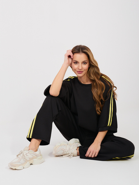 Černý dvoudílný komplet z měkkého materiálu – AELALIA