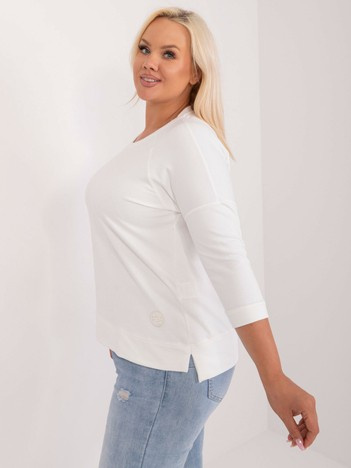 Ecru plus size top SIDELO s bočními rozparky