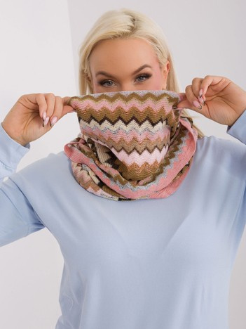 Světle růžový nákrčník s lesklou nití CRESENZA