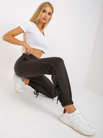 Tmavě khaki tepláky s náplety – GRAESSA