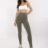 Khaki sportovní legíny basic s žebrovaným efektem – TAVELLA