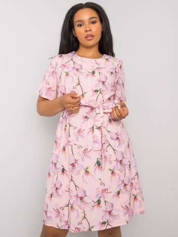 Světle růžové vzorované plus size šaty CELENE